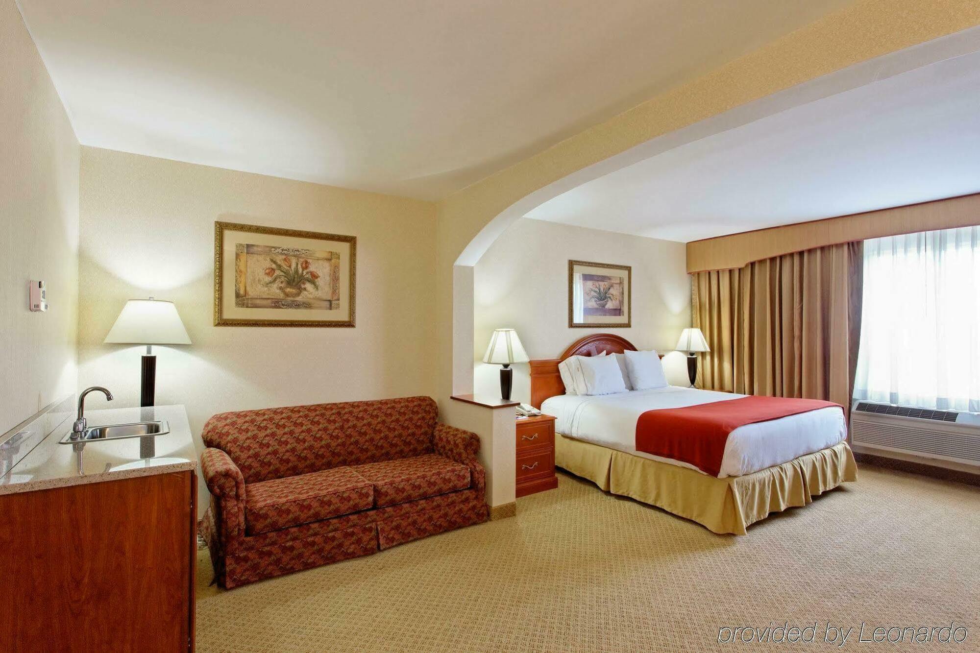Express By Ihg Resort 3*